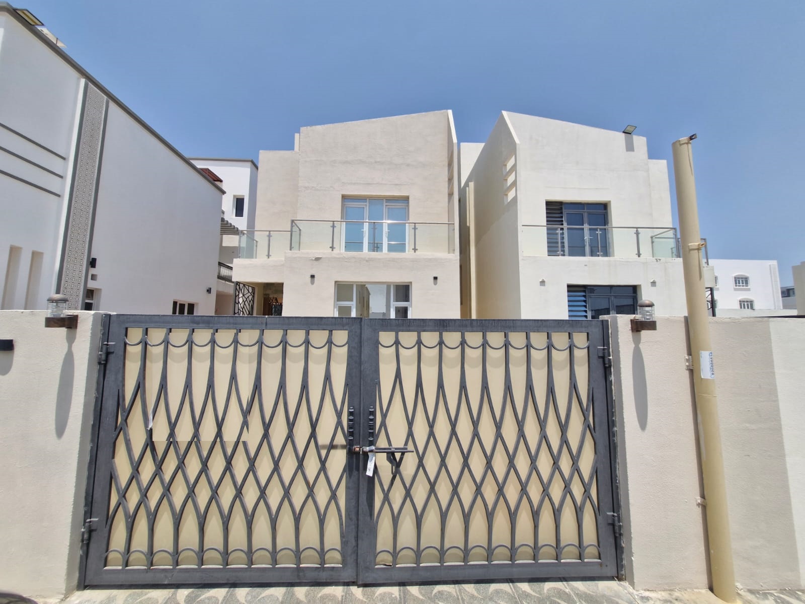 5 + 1 Incredible Villa for Sale – Al Khoud