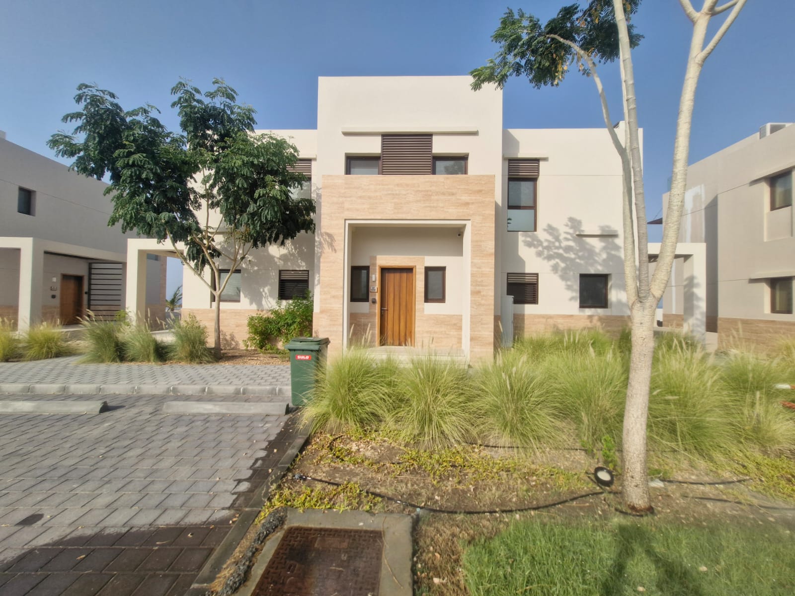 1 BR Excellent Modern Freehold Townhouse in Sifah for Sale